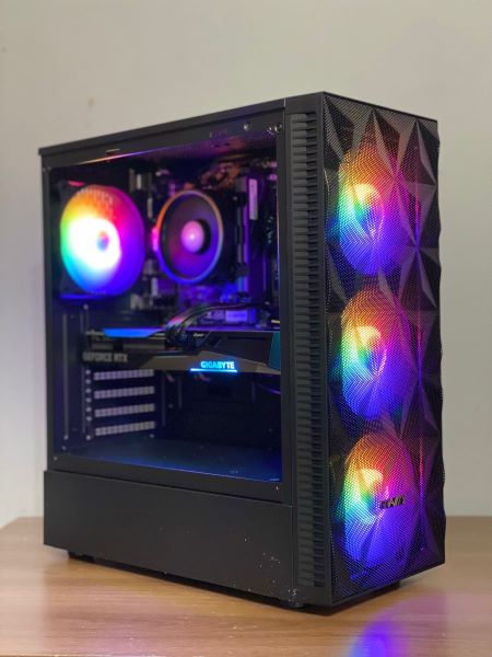 RYZEN 5 5600X + GTX 1650